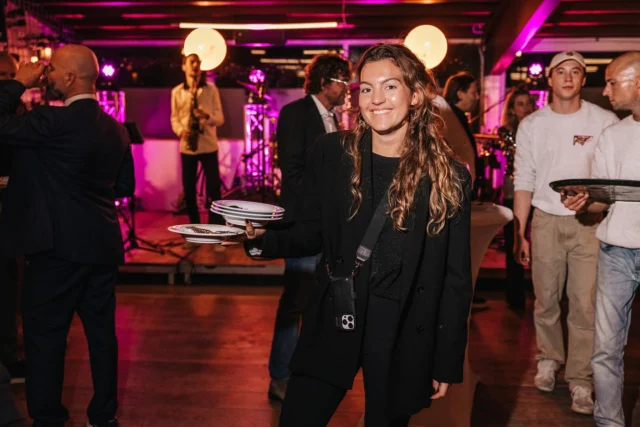 2024 loopt op z’n eind… Wat een geweldig jaar was dit! ✨ 

Dit jaar startte ik volledig met Mies Events, en wat hebben we mooie momenten gecreëerd. Van geweldige huwelijken tot de meest unieke feesten, elk evenement voelde als een droom die uitkwam 🥂

Ik ben enorm trots op alles wat we in 2024 hebben bereikt en kijk met veel enthousiasme uit naar een nieuw jaar vol mooie plannen, bijzondere samenwerkingen en onvergetelijke herinneringen!

Bedankt aan iedereen die deel uitmaakte van dit avontuur: jullie vertrouwen, support en energie maken Mies Events tot wat het is. 

Proost op een fantastisch 2025! Maak er een knallende jaarwisseling van en tot snel 🎇

Liefs, Mies